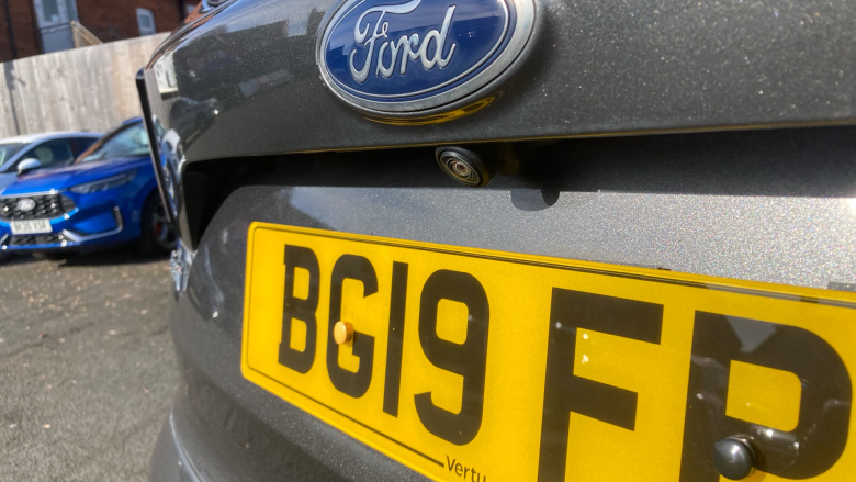 Ford Kuga 1.5 TDCi Titanium Edition 5dr 2WD Diesel Estate